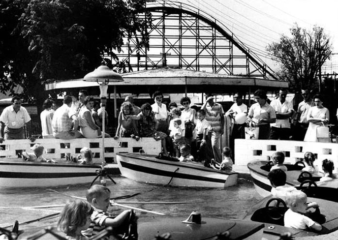 kids boat ride